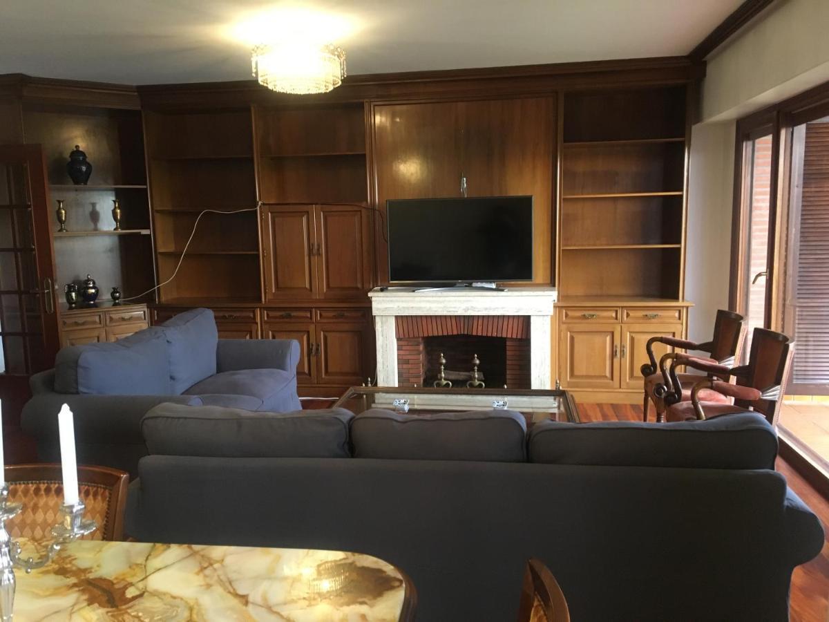 Urbizi By Basquelidays Apartment Hondarribia Bagian luar foto